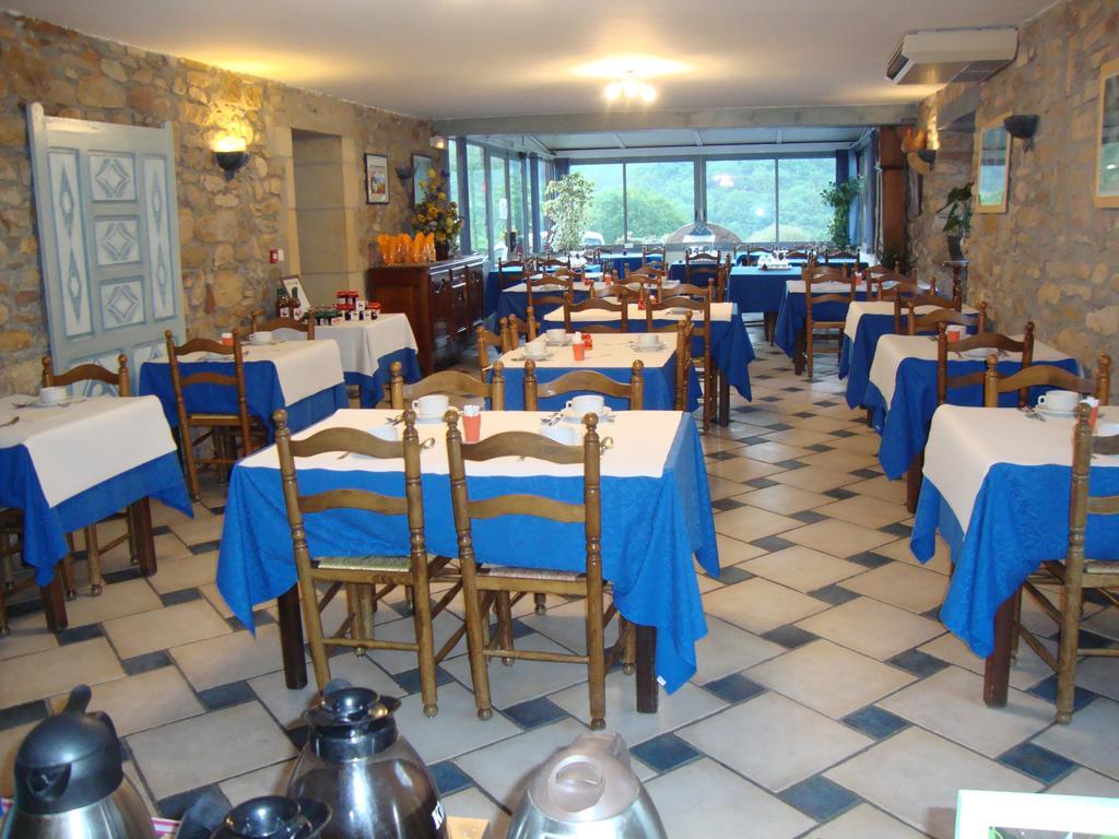 Hotel Pikassaria Sare Ngoại thất bức ảnh