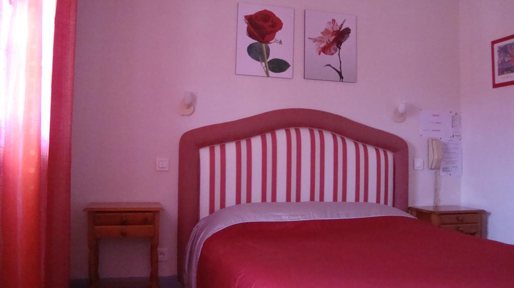 Hotel Pikassaria Sare Ngoại thất bức ảnh